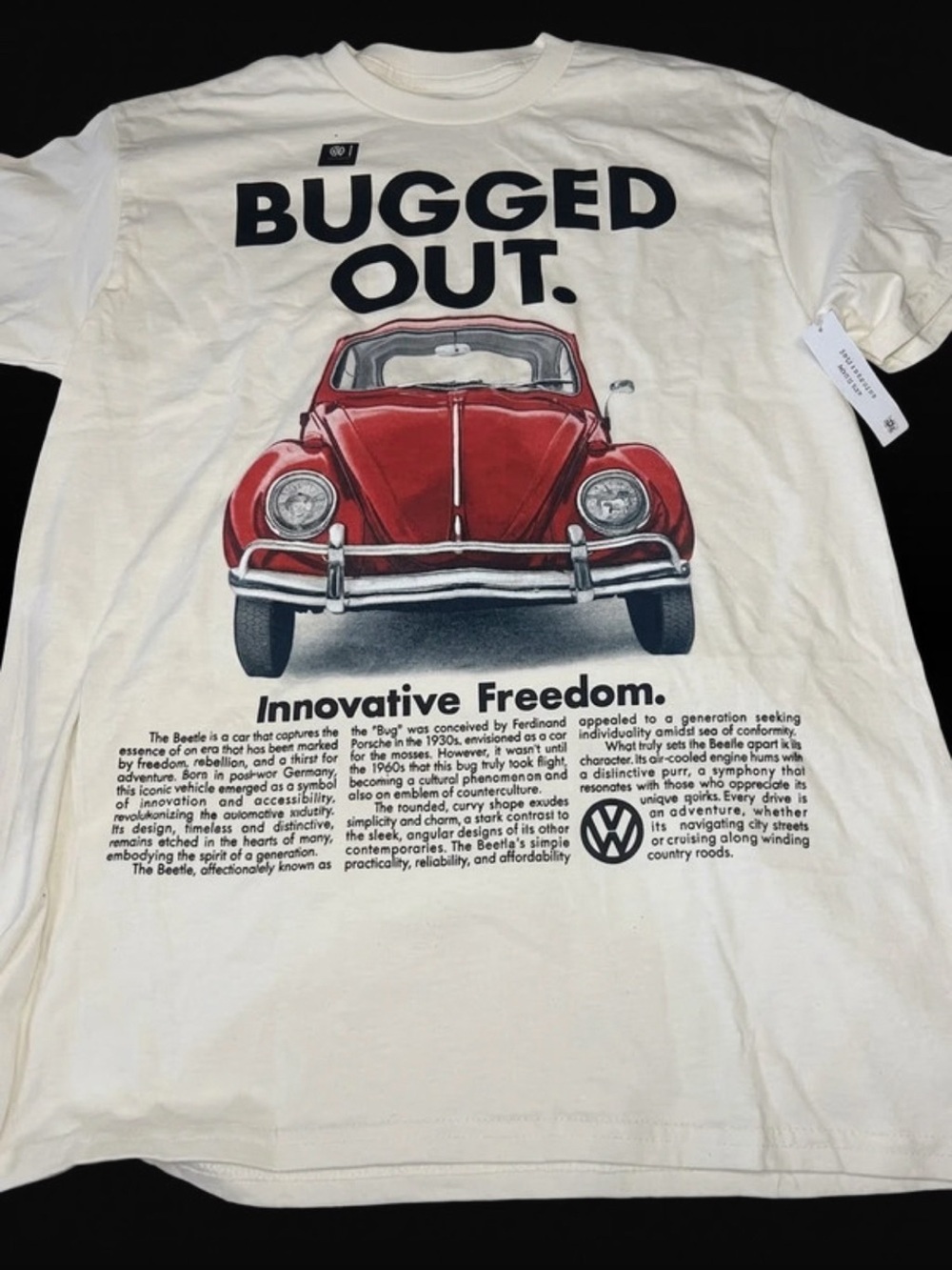 Classic 'Bugged Out' Volkswagen Beetle Graphic Tee - Cream/Red